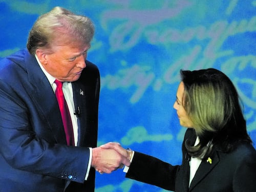 La vendetta di Trump su Kamala. Tolta la scorta dei servizi segreti
