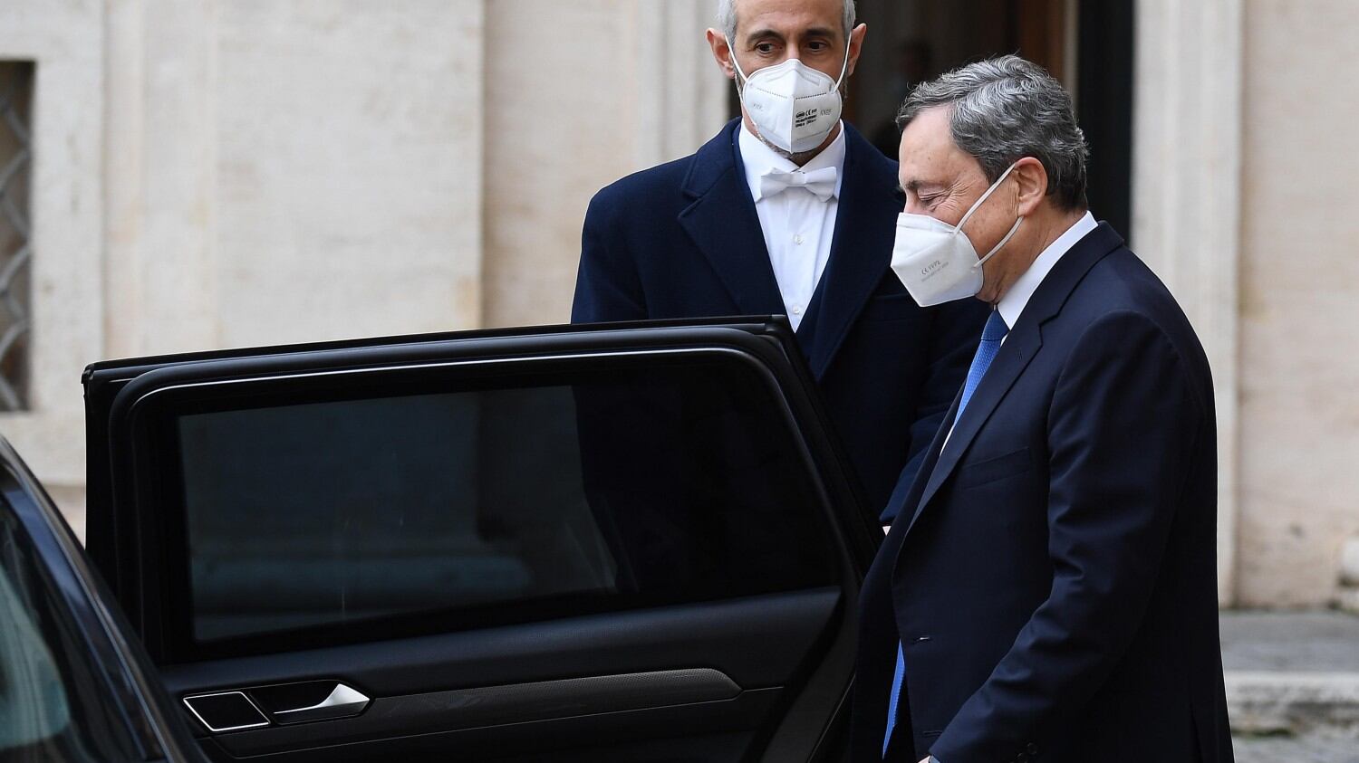 Vertice di centrodestra, Berlusconi: "Vediamo cosa Draghi ci dirà"