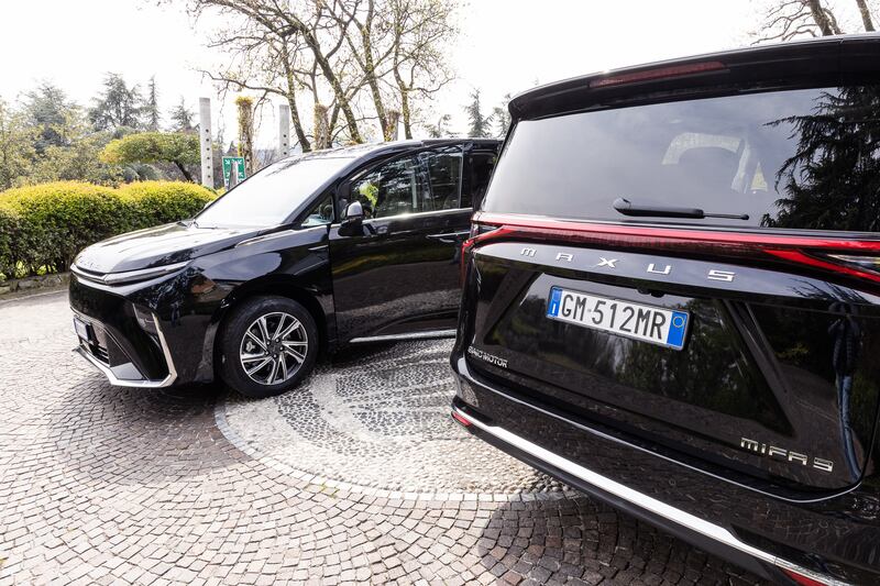 Maxus Mifa9, guarda le foto 16