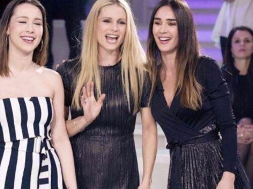Verissimo, Michelle Hunziker per la prima volta insieme in tv con la figlia Aurora