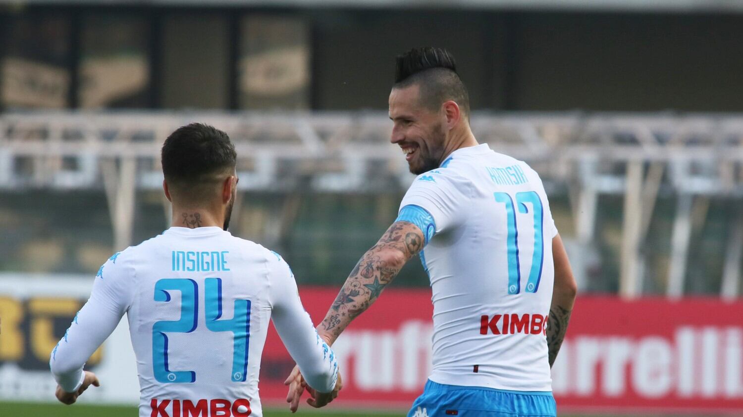 AdL solo, squadra con Sarri e i tifosi pure: il Napoli va