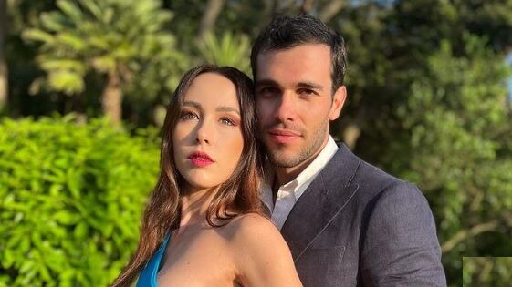 Aurora Ramazzotti conferma la gravidanza: "Scusate, non era ancora il momento"