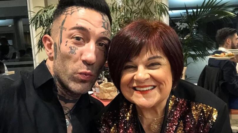 Sul web danno della nana alla deputata Pezzopane. Il fidanzato: "Fate schifo"