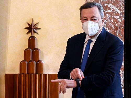 Giorgetti rivela: "Ecco com'è Draghi in privato..."