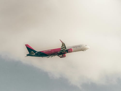 Wizz Air spiazza tutti con l'Interrail dei cieli