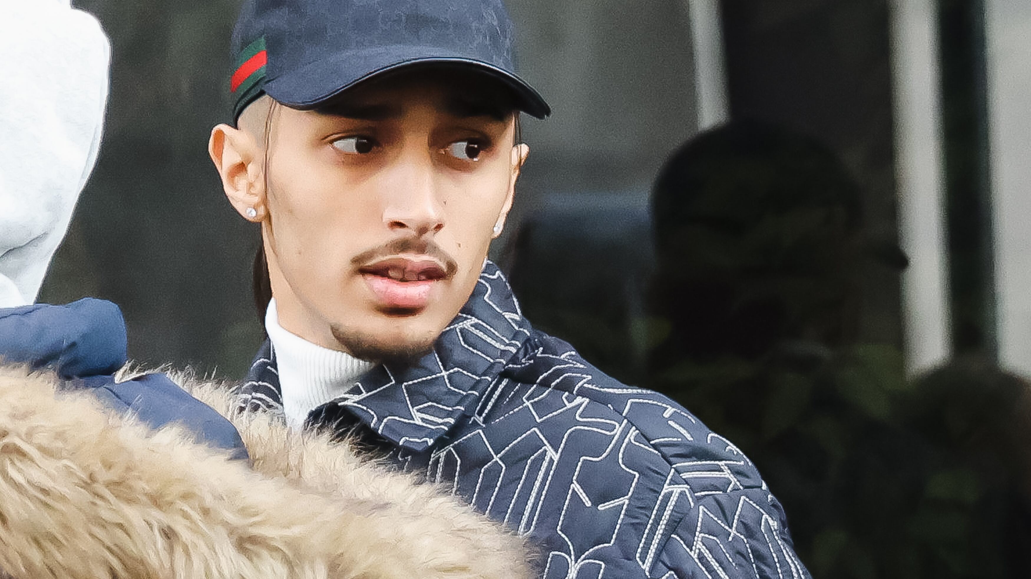 In albergo con la pistola: il trapper Baby Gang condannato a 2 anni e 8 mesi di reclusione