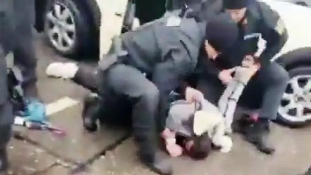 "Me l'ha detto Allah". La confessione dell'afghano autore della tentata strage di Monaco. Morte mamma e figlia