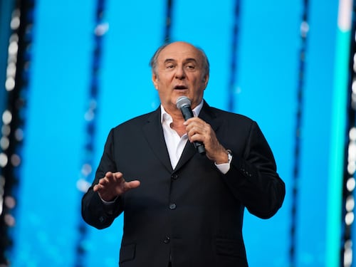 Gerry Scotti, chi è la compagna Gabriella Perino: un amore nato da un'amicizia d'infanzia