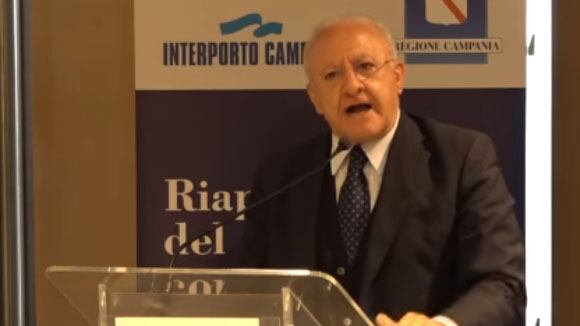 De Luca non teme Costa: "Dialogo con chi rispetta il nostro lavoro"