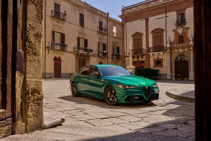Alfa Romeo Giulia e Stelvio Quadrifoglio 100° Anniversario, guarda la gallery 31