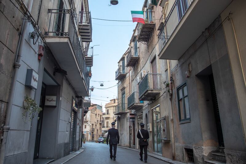 Controlli a tappeto, come si combattono contagio e furbetti 7