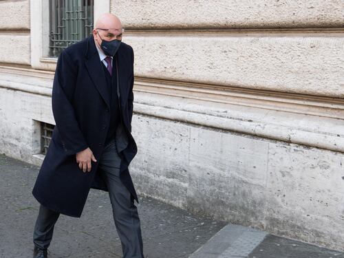 "Superior stabat lupus...". Crosetto spiega in 3 parole cosa sta succedendo