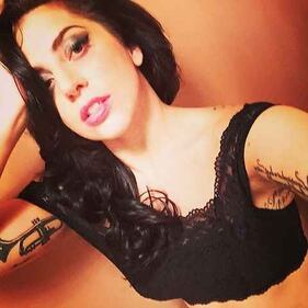 Il selfie-choc di Lady Gaga 6