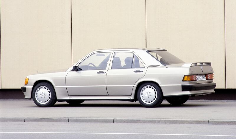 Mercedes-Benz 190E 2.3-16, guarda la gallery 9