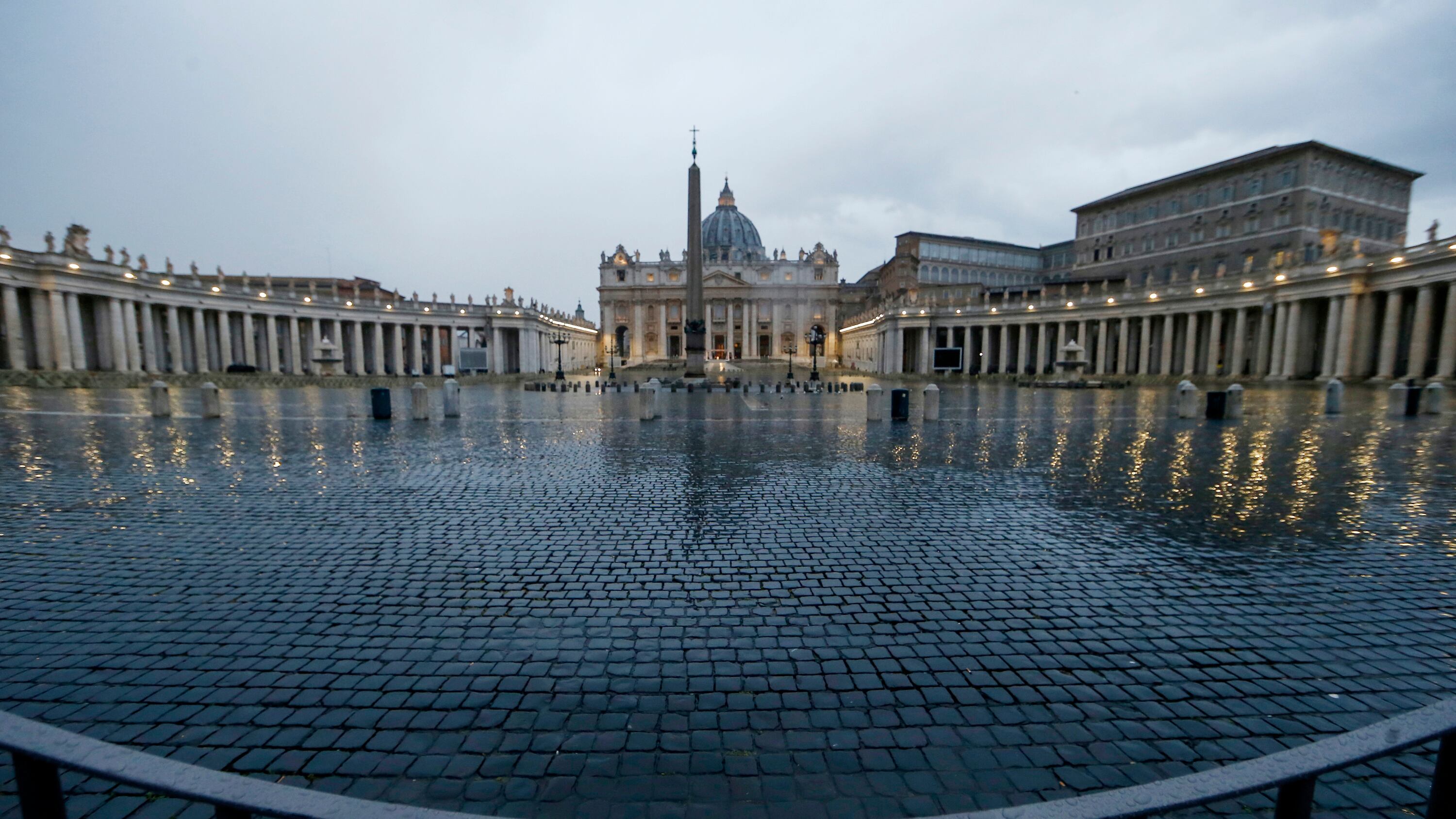 Ecco tutti i cardinali che hanno annunciato i Papi
