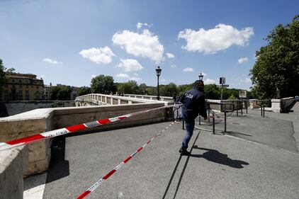 Roma, trovato il corpo di una donna sotto Ponte Sisto 13