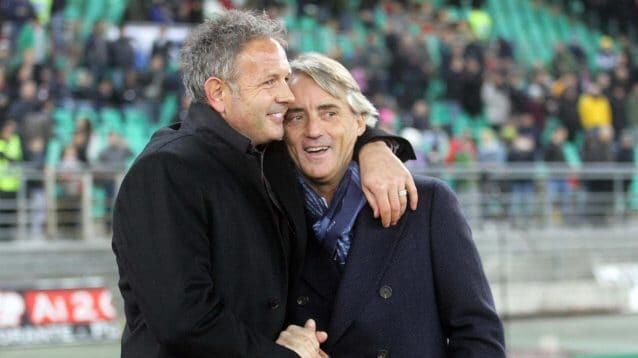 Il messaggio di Mancini a Sinisa: ''Sei troppo forte, questo ti fa un baffo''