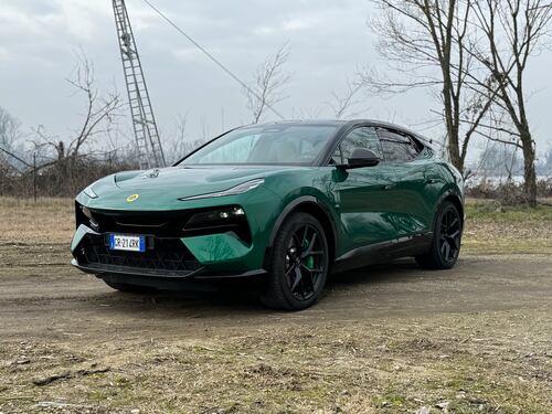 Lotus Eletre: il nuovo super-suv elettrico da 612 CV – La prova
