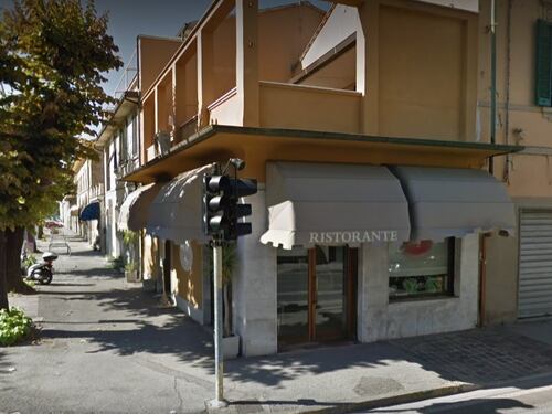Pisa, distrugge ristorante, terrorizza clienti: straniero già libero