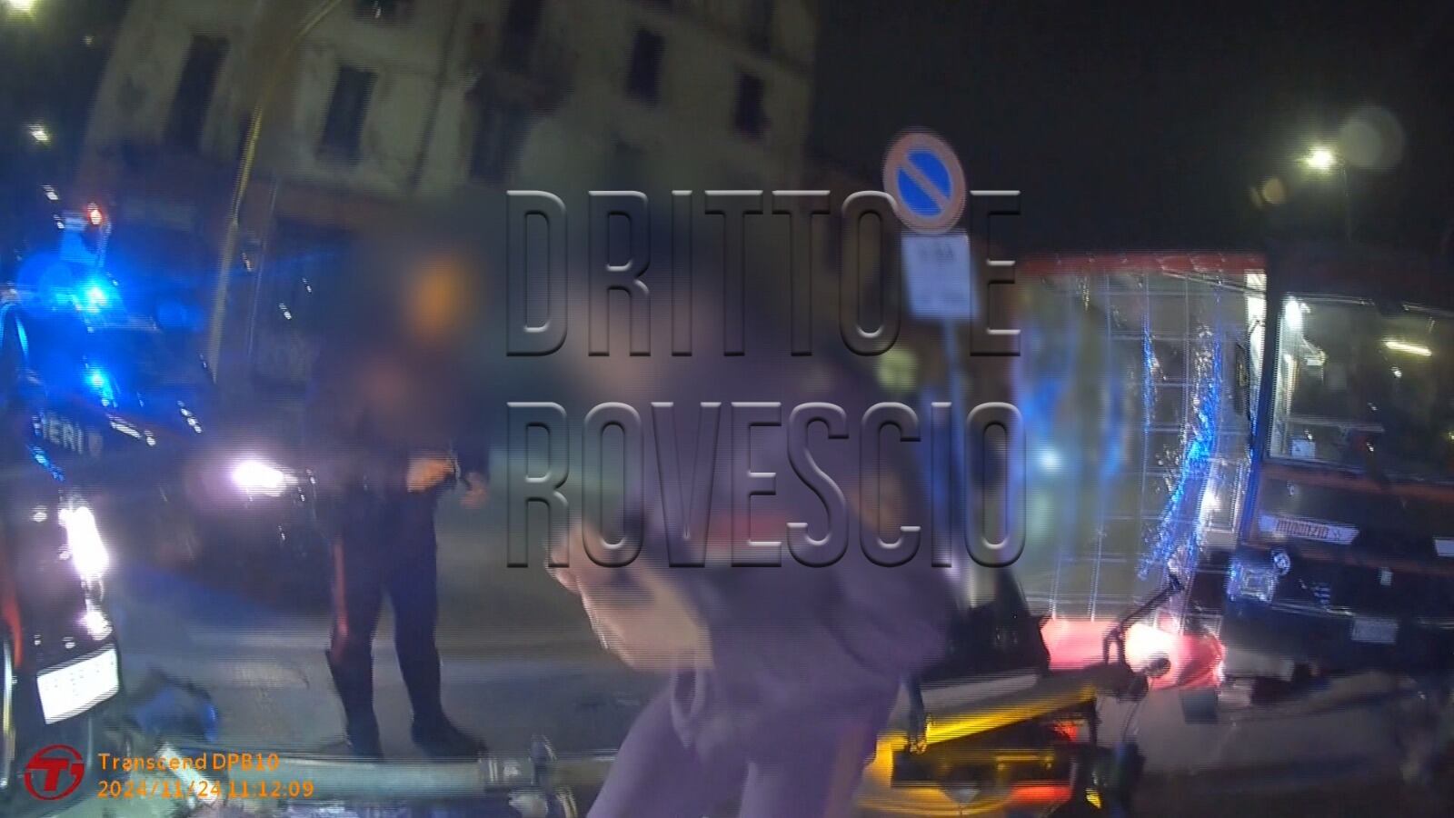 "Sono a terra incoscienti". La telefonata dei carabinieri al 118 dopo la caduta di Ramy