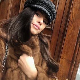 Angela Nasti incanta su Instagram: gli scatti della nuova tronista di Uomini e Donne 8