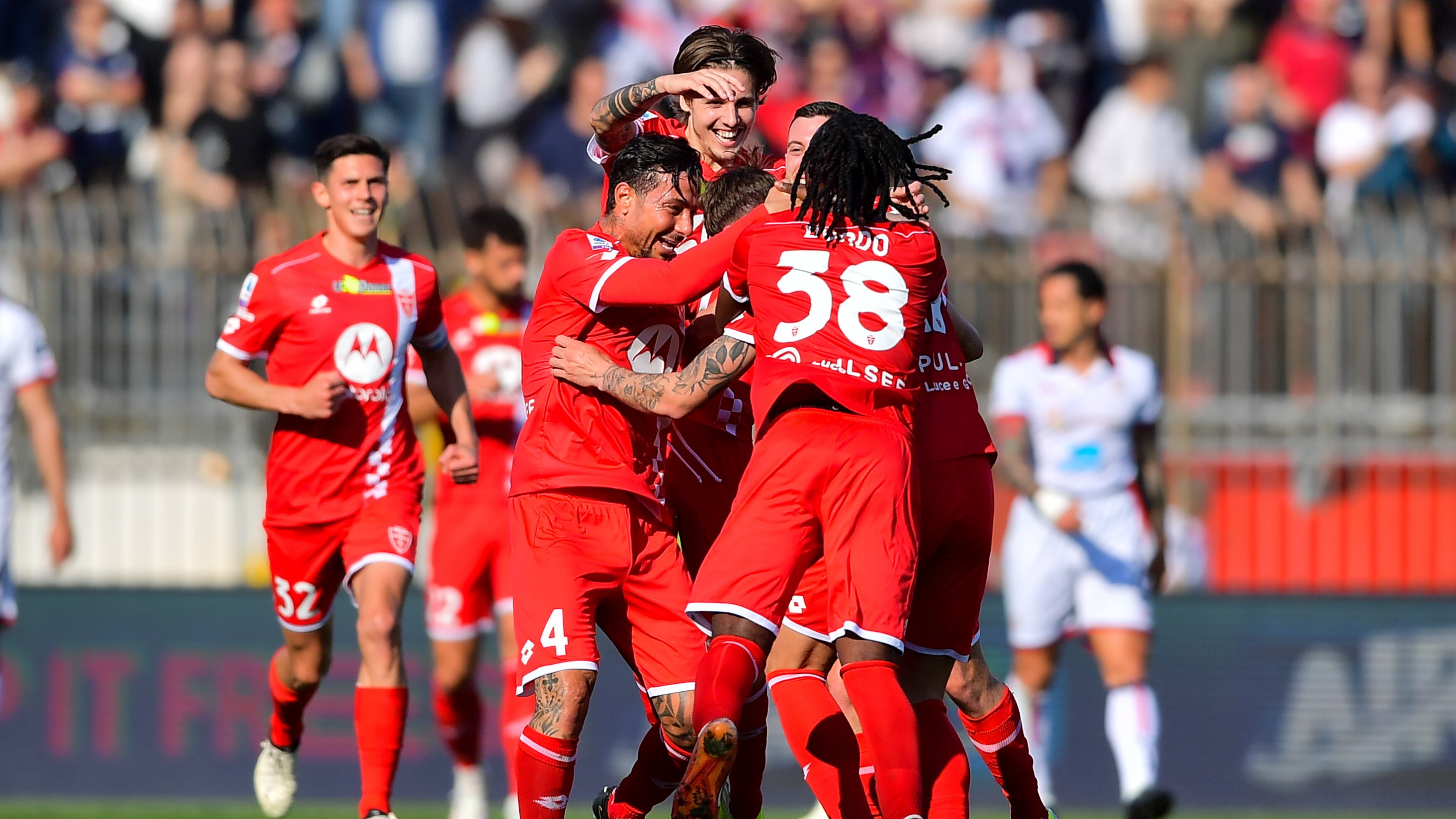 Un eurogol di Maldini fa sognare il Monza, Cagliari battuto 1-0