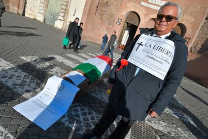 Ncc in protesta a Roma: tensione in piazza 4
