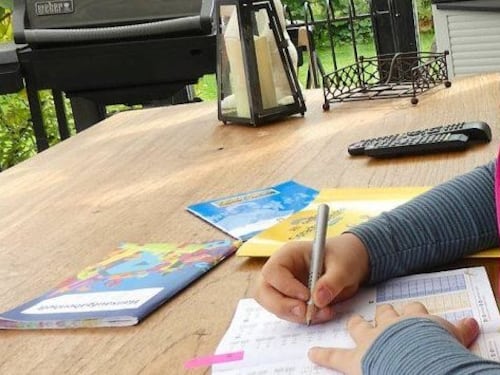 Giubbotti pieni di sabbia per i bambini iperattivi: è polemica