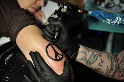 I tatuaggi dei sopravvissuti del Bataclan  8