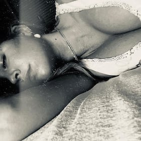 Costanza Caracciolo sexy su Instagram: lady Vieri già in forma dopo la gravidanza 4
