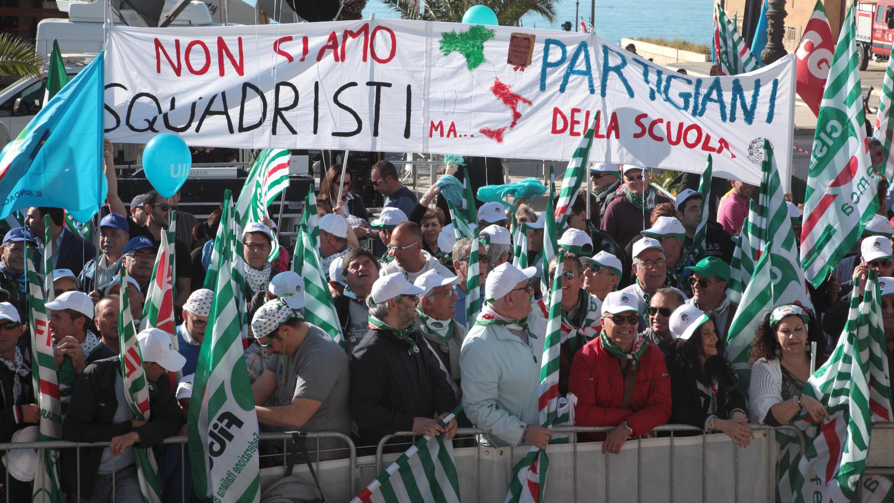 Primo maggio degli immigrati, sindacati a Pozzallo: "Aprire tutte le frontiere"