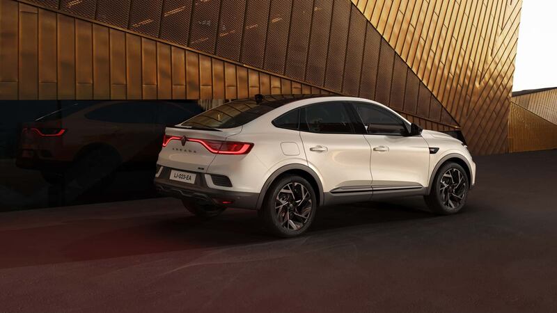 Nuova Renault Arkana 2023, guarda tutte le foto 7
