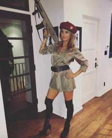 Elisabetta Canalis sexy dopo la gravidanza su Instagram 6
