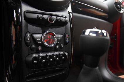 MINI Paceman 7