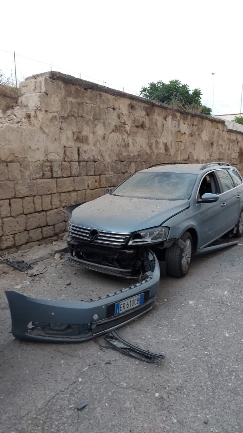Bomba contro il commissariato di Canosa 3