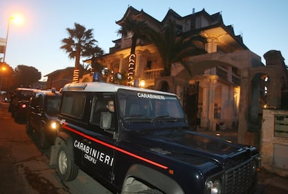 Casamonica, una vita da nababbi tra ferrari e ville con piscina 9