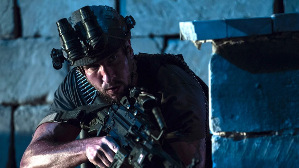 Il "moriremo tutti" di 13 Hours che rimarrà nella Storia. Cosa c'è dietro l'attentato