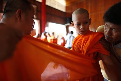 Tailandia, i bambini che saranno monaci buddisti 12
