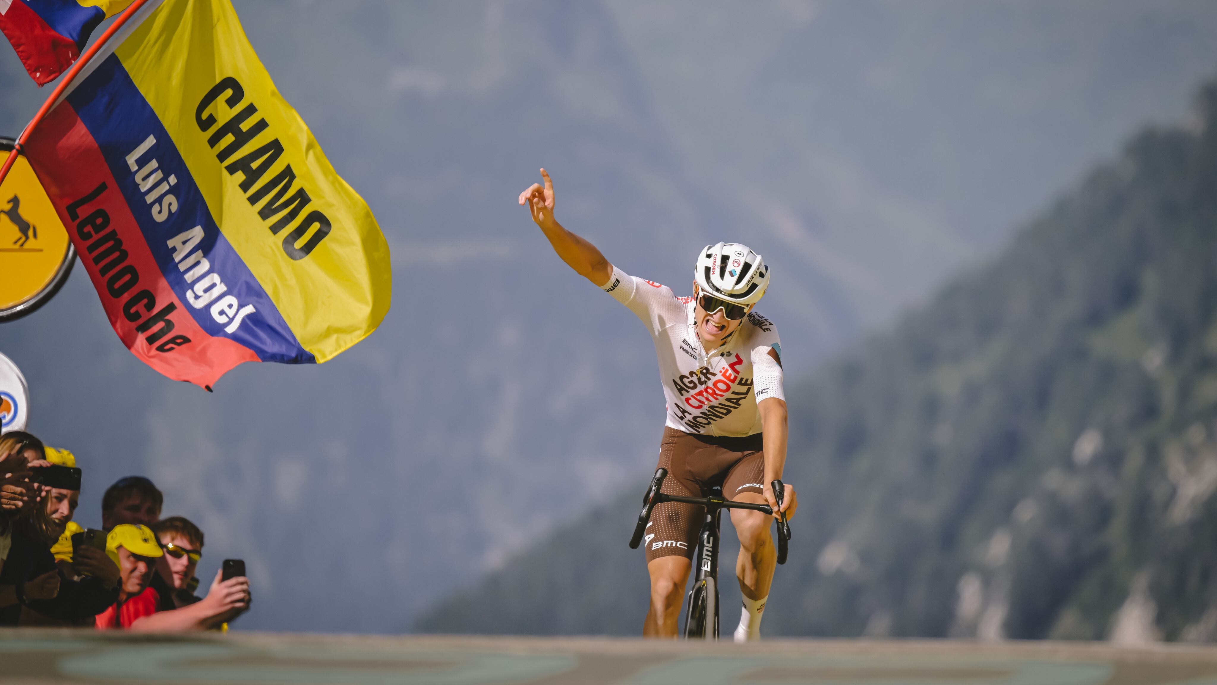 Tour, a Courchevel crolla Pogacar. Vince Gall, Vingegaard ipoteca il Tour