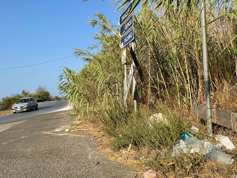 L'inferno di discariche abusive che feriscono la Sicilia 27
