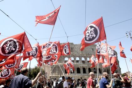 Il corteo di CasaPound a Roma 1