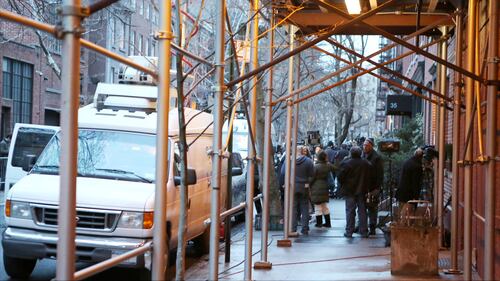 Polizia davanti all'appartamento di Philip Seymour Hoffman 4