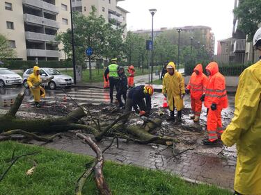 Il maltempo si accanisce sul Nord Italia: fiumi in piena, frane e smottamenti 8