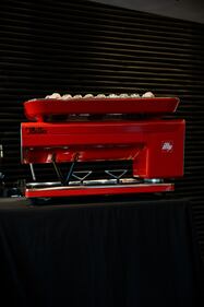 illycaffe presenta Illetta 5