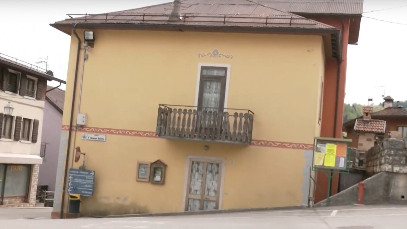 Resti umani di una donna nella soffitta della canonica: giallo nel vicentino
