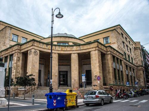 Bari, studente fermato all'ingresso dell'università perché nero
