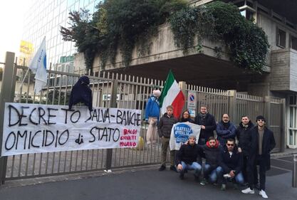 Fratelli d'Italia a Milano contro il dl "salva-banche" 2
