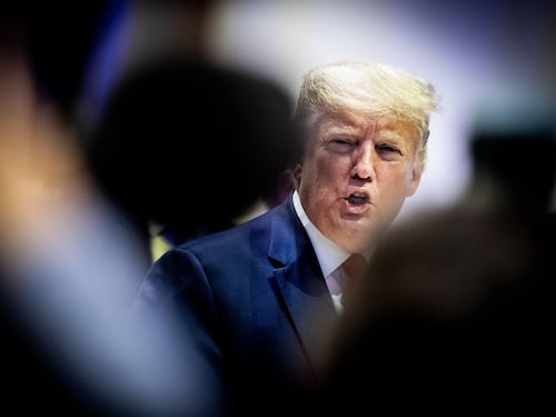 Ora parla Trump, sfida totale allo Zar: "Inviamoli in Russia..."