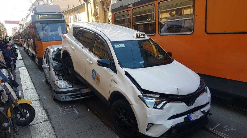 Tamponamento in corso San Gottardo 2