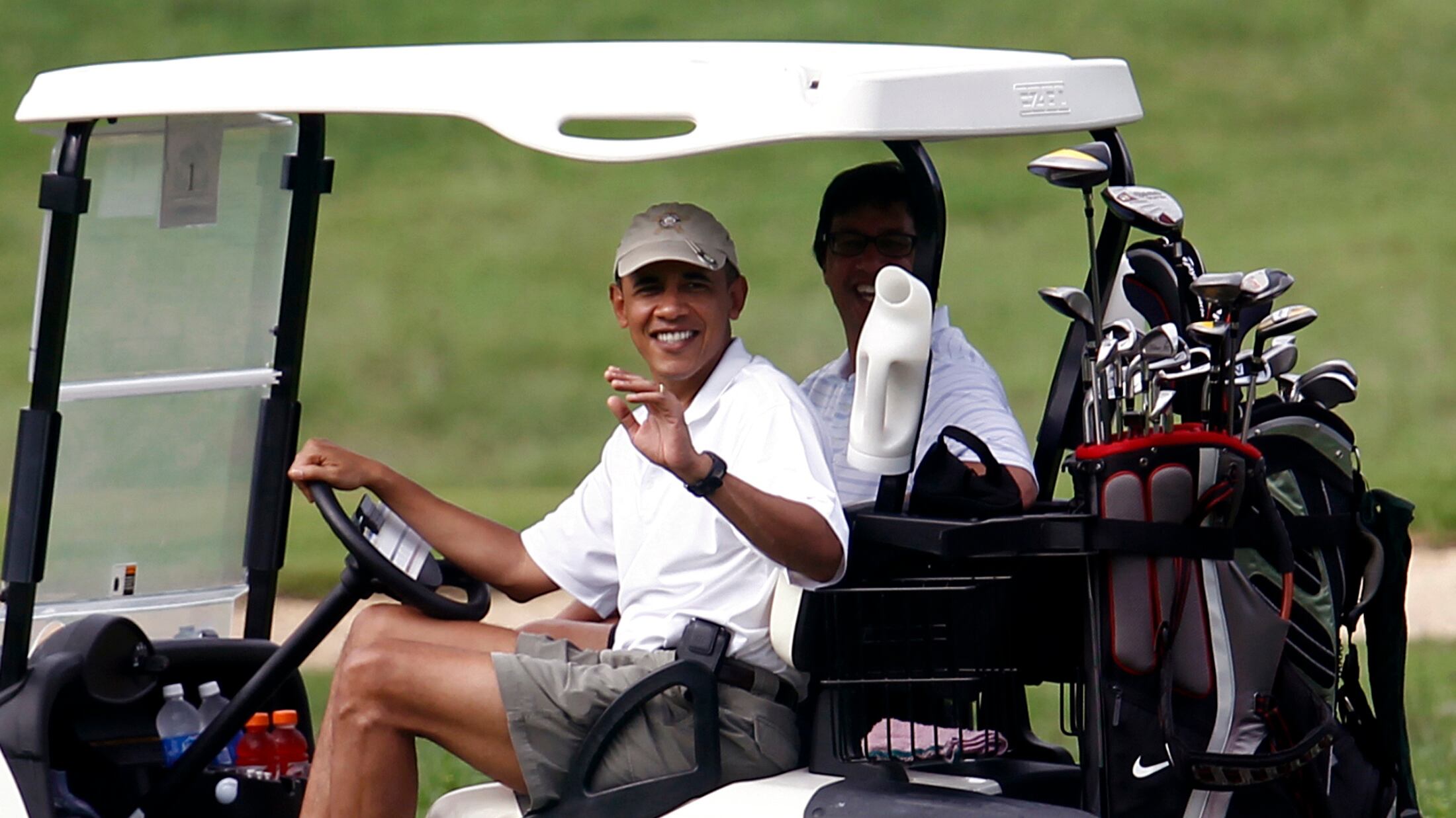 Quella partita di golf tra Obama e Woods nascosta alla stampa